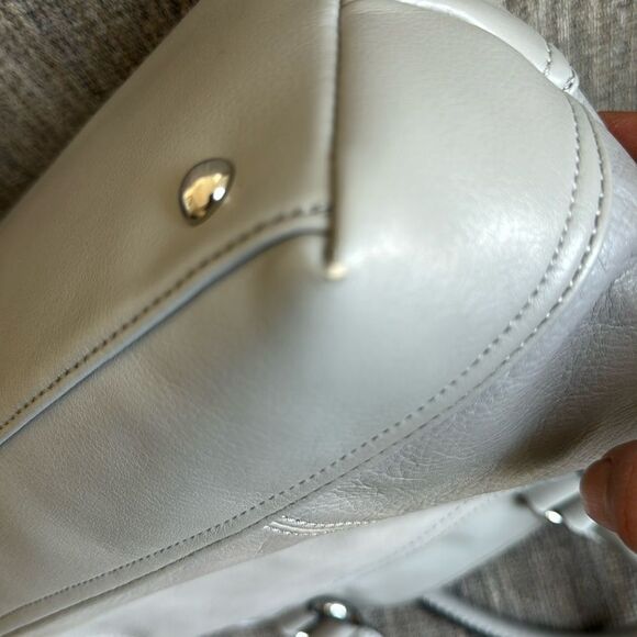 TIGNANELLO Versatile Gray Soft Leather Shoulder Crossbody Handbag Purse Tote Zip - Picture 11 of 16